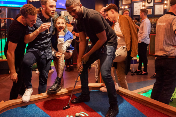 Play - Puttshack - the most incredible minigolf concept in the world….png