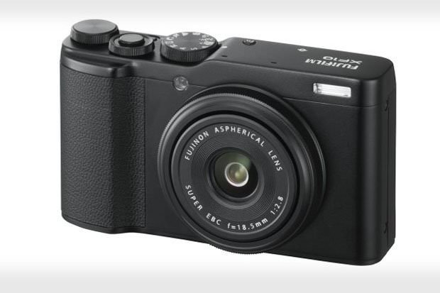 kemampuan-xf10-kamera-saku-terbaru-fujifilm-diklaim-setara-dslr-4tp.jpg