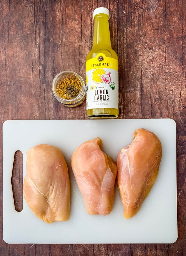 How Long to Cook Marinated Chicken Breast in an Air Fryer