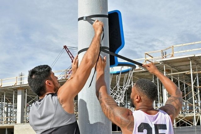 swish-portable-basketball-hoop-3.jpg