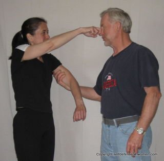 Basic Self Defense Moves Anyone Can Do And Everyone Should Know Steemit