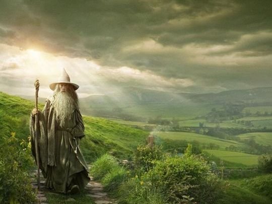 yeti3331 : A través de Entertainment Weekly nos llega un nuevo y muy espectacular banner de la esperada 'El Hobbit: Un viaje inesperado', el muy... : Imáge
