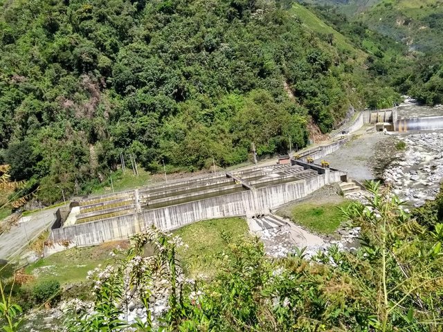 Hidroel-ctrica-del-r-o-Amoy