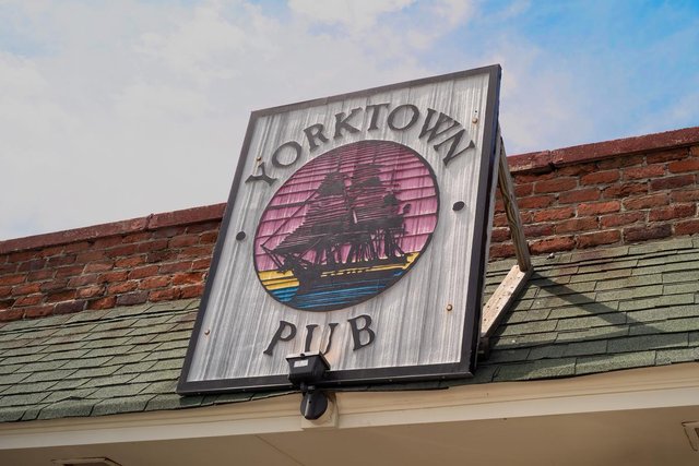 Yorktown-Sign