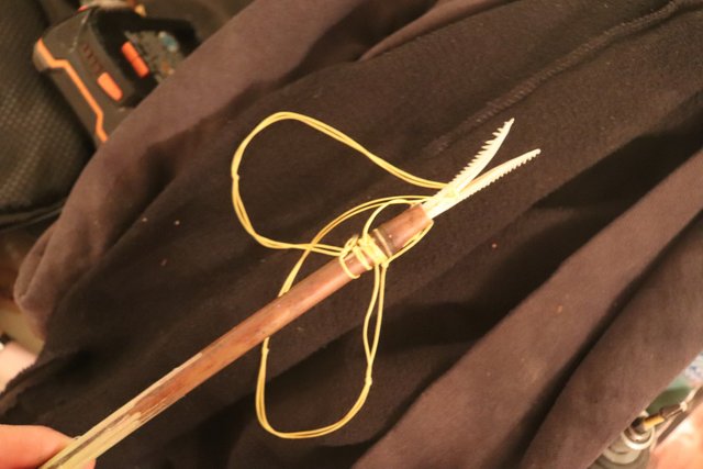 Hawaiian Sling Spear DIY with bamboo spear