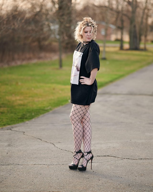A bit punk with my fishnets choker and platforms