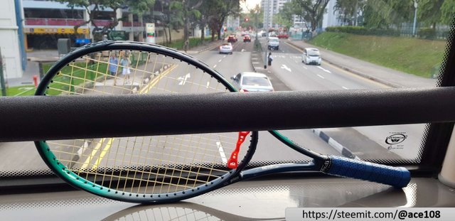 Tennis racket