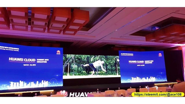 Huawei Cloud Summit Day 1 50
