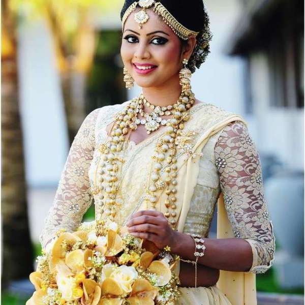 wedding dress sri lanka traditional