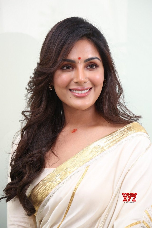 Actress Samyuktha Menon Glam Stills From Virupaksha Movie Interviews