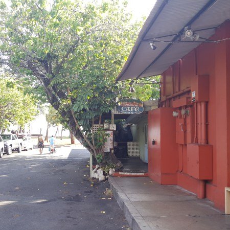 Street Views Near The Outlets of Maui 7