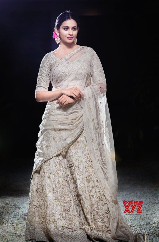 Actress Rakul Preet Singh Latest Glam Stills