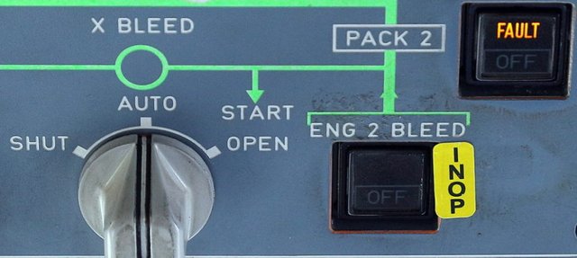 Как устроены кнопки в кабине самолёта