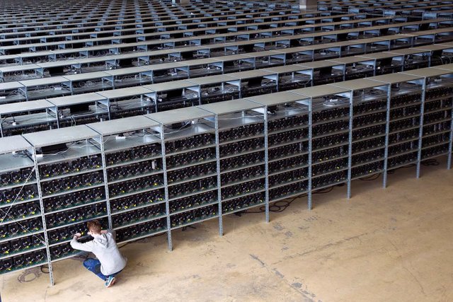 This Is Bitcoin Mining Room Steemit - 