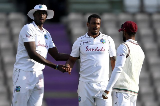 england_and_west_indies_test.jpg