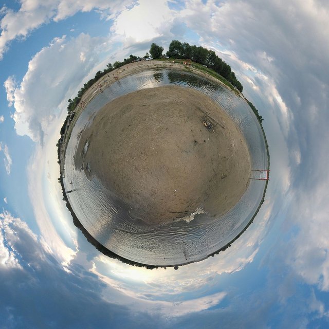 TINYPLANET_PANO_20140720_191743.jpg