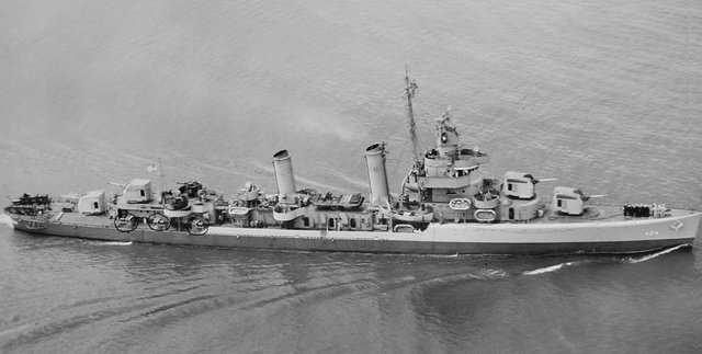 USS_Niblack_DD-424_01.jpg