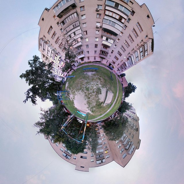 TINYPLANET_PANO_20140714_211821.jpg