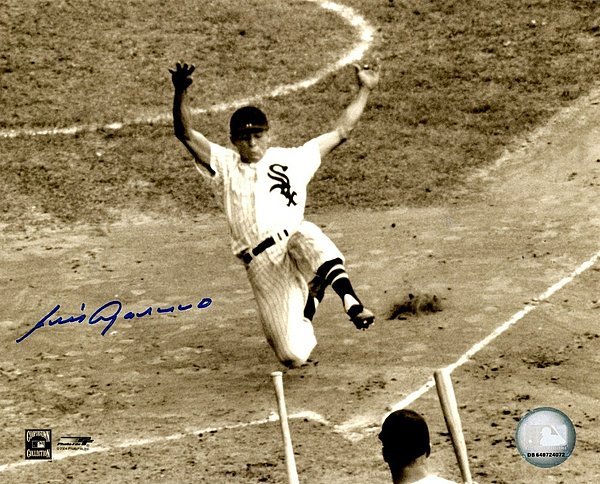 On the ball  60 years ago Luis Aparicio debuted in the World Series -  Últimas Noticias