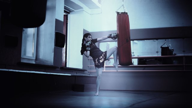 boxing girl