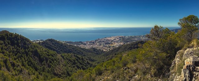 nerja-4045194_960_720.jpg