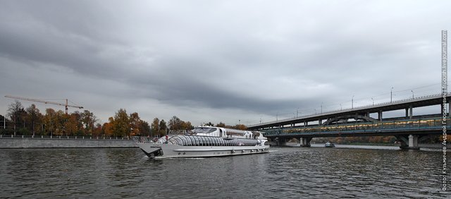 Yacht Montana on the Moskva River photo