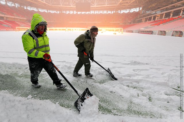 clearing from snow winter Moscow Spartak Stadium Otkritie Arena