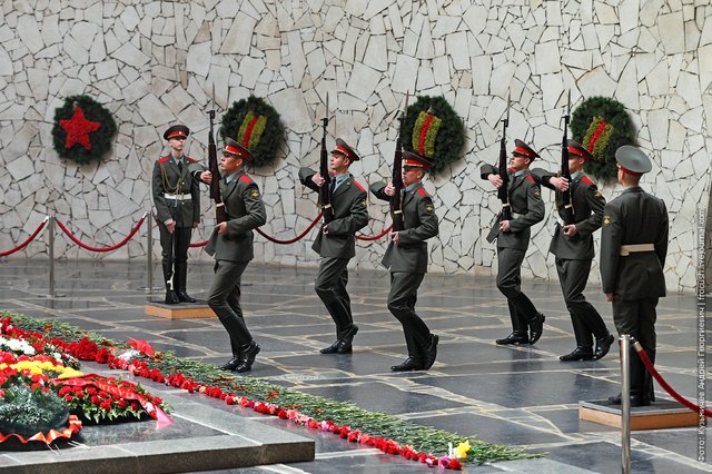 почетный караул Мамаев курган