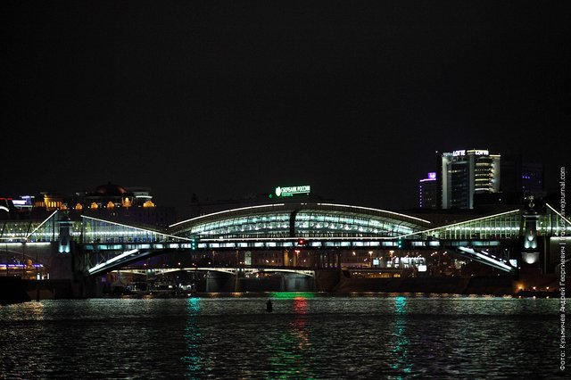 Night photo The bridge of Bogdan Khmelnitsky