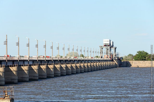 Астраханский вододелитель фото