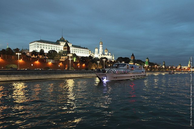 Yacht Butterfly evening photography