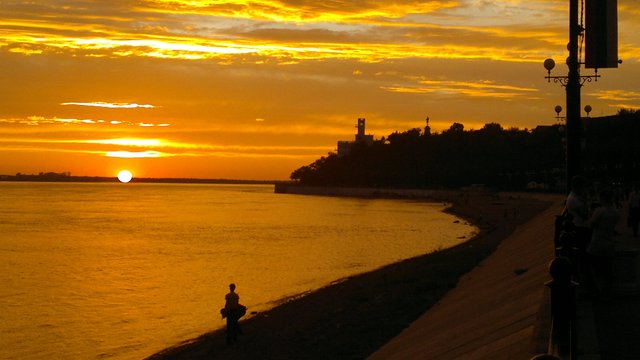 Закат на набережной Амура![2012-08-09-261.jpg