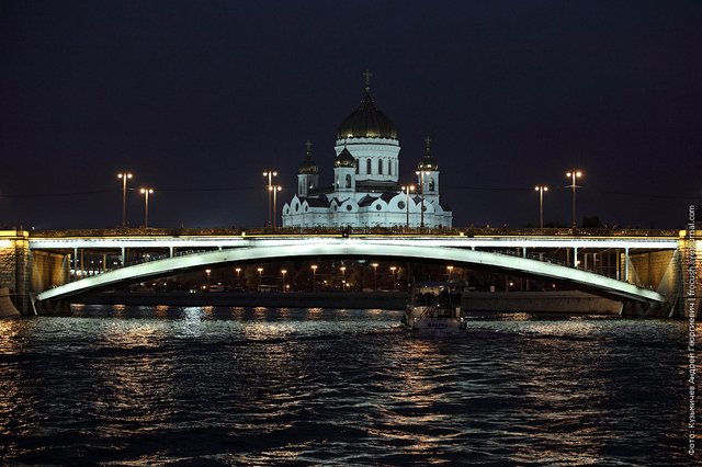 The Big Stone Bridge night photo