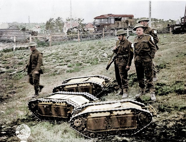 Goliath_tanks_in_Normandy_(34807967031).jpg