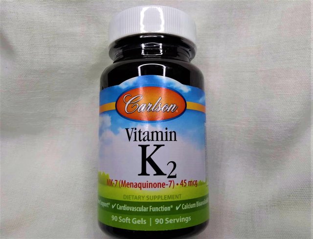 vitamin K2 Mk7.jpg