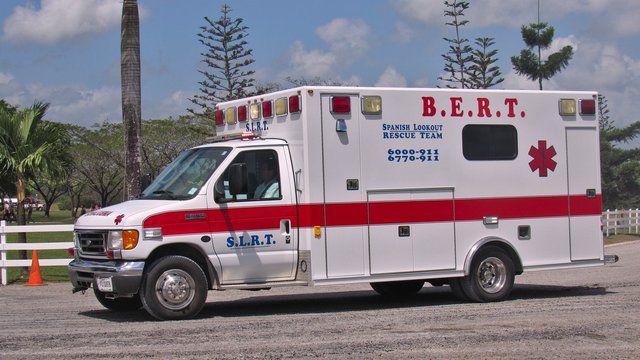 ambulance-3266960_1280.jpg