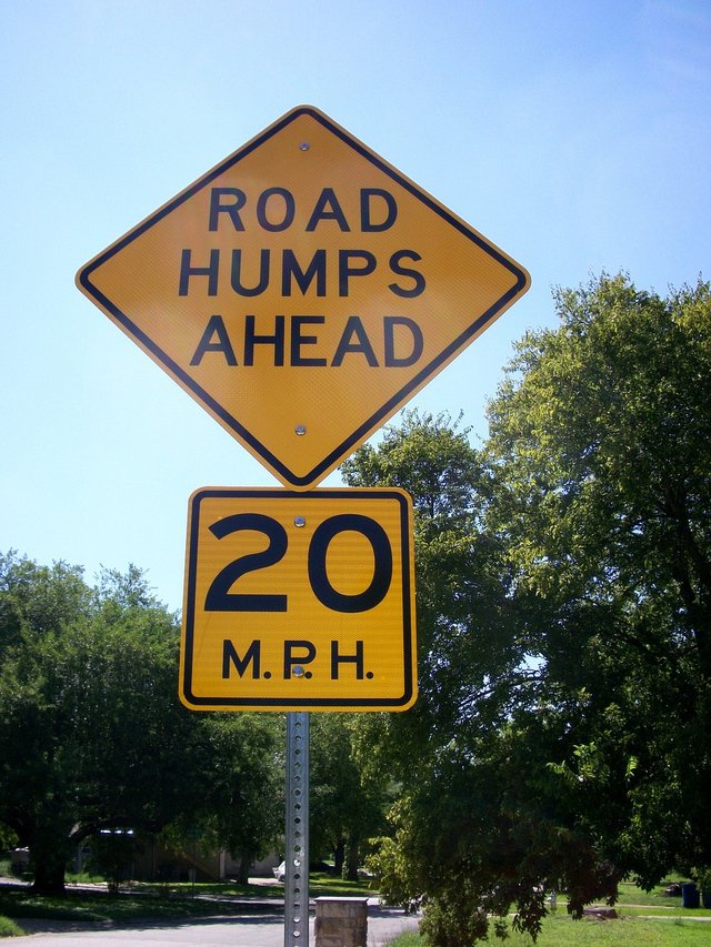 road-humps-ahead-246_1280.jpg