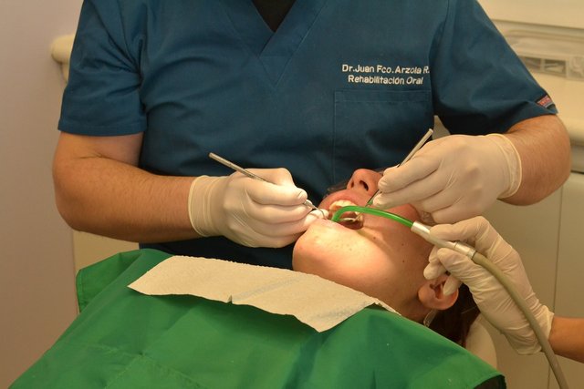 dentist-998830_1280.jpg