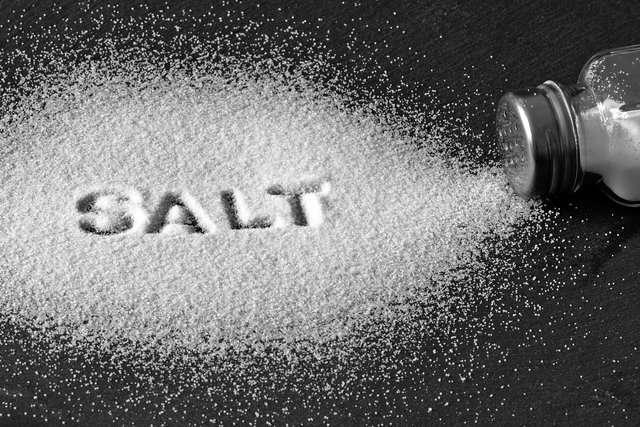 salt-7732098_1280.jpg