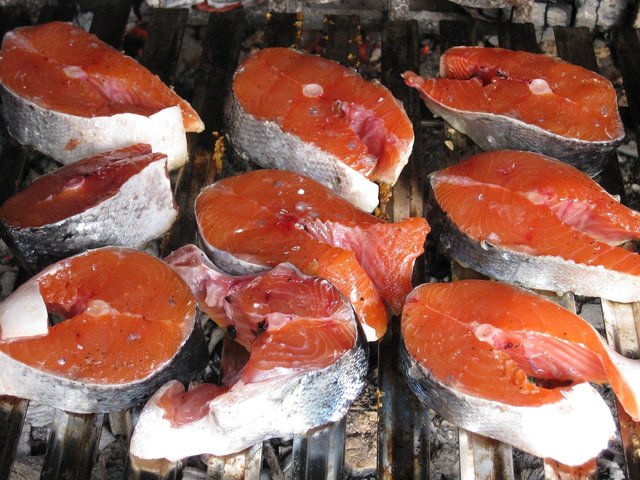 salmon-201017_1280.jpg