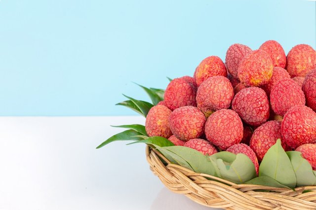 red-lychee-fruit-placed-basket_1150-13753.jpg