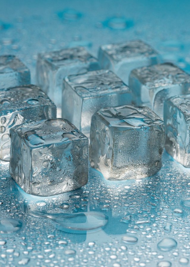 high-angle-ice-cubes-arrangement_23-2150312438.jpg