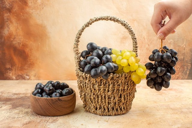 close-up-view-fresh-delicious-grapes_140725-149665.jpg