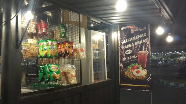 Food Truck: Economical Dining Options At Juanda Airport 