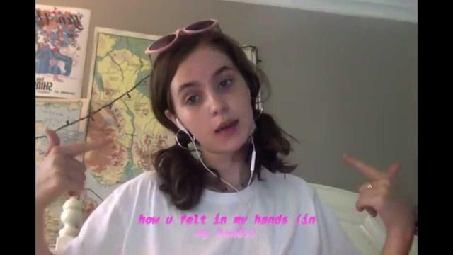 Pretty Girl — Clairo