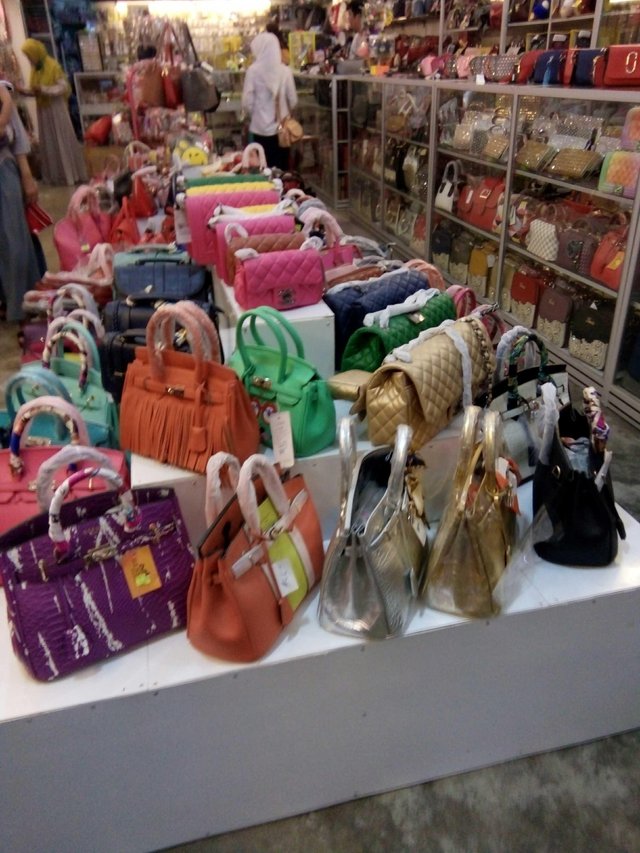 Selling bags business hot sale