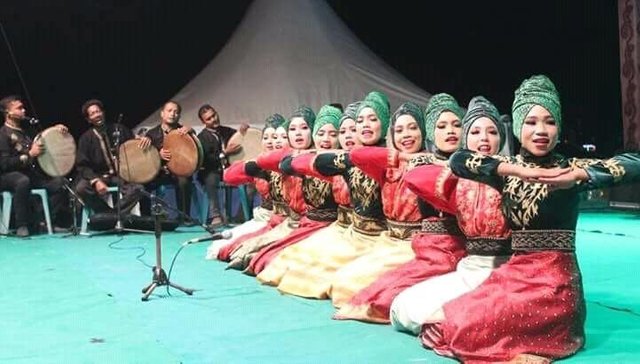 Traditional Aceh Dance Called Ratoh Jaroe Steemit