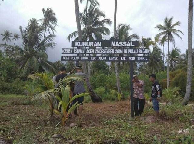 Pilgrimage Of A Tsunami Grave In Banda Aceh Steemit