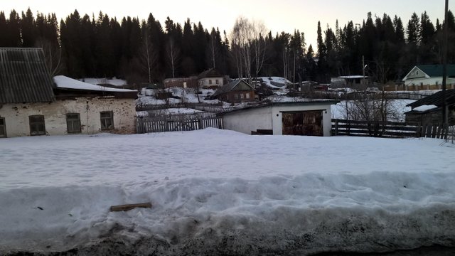 km57i6n3sv.jpg