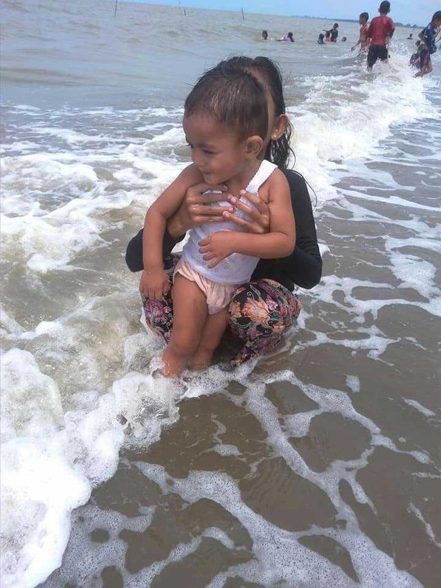 Keceriaan Anak Anak Di Tepi Pantai Steemit